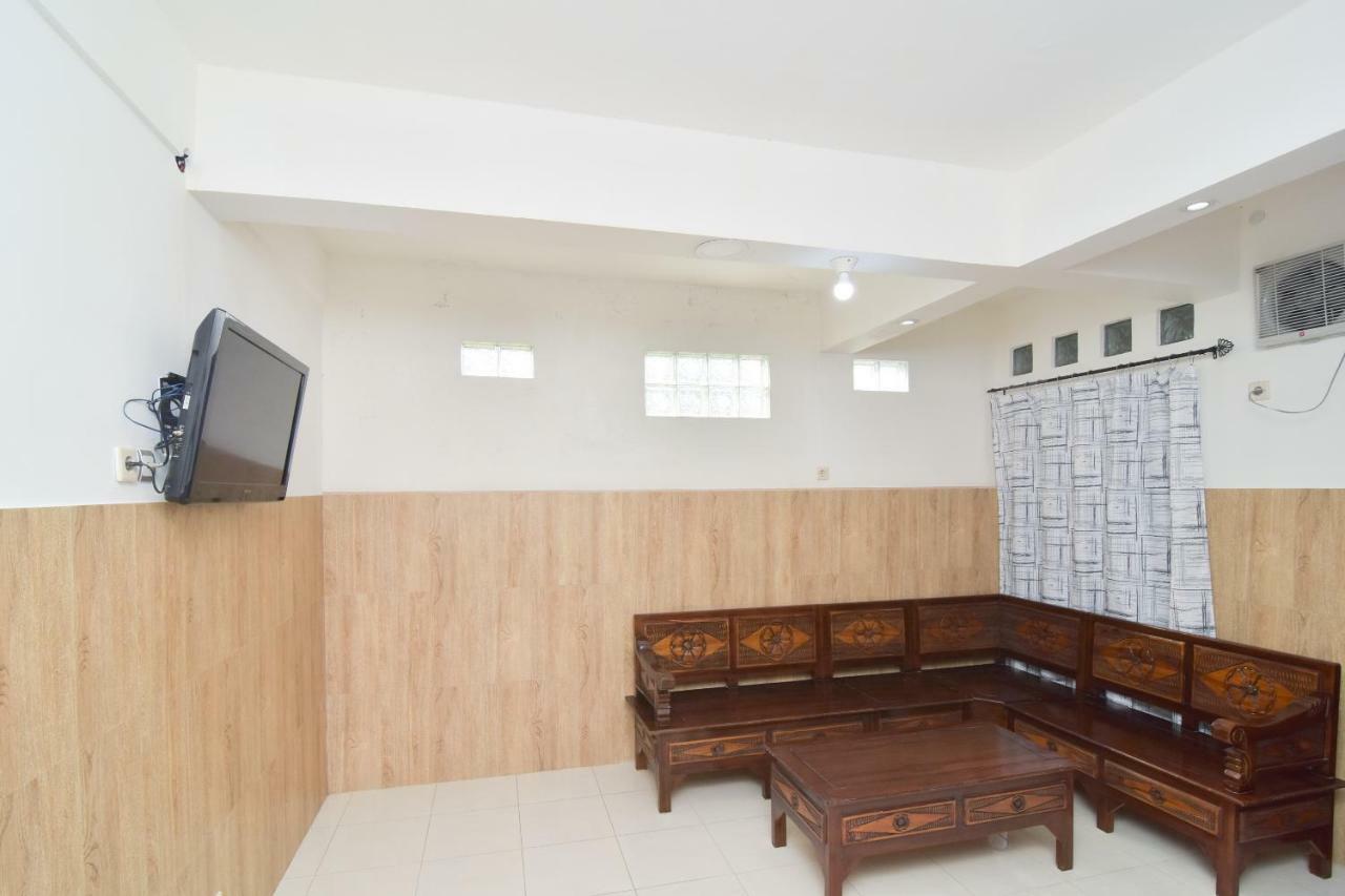 Dua Putri Villa Pasuruan Ngoại thất bức ảnh
