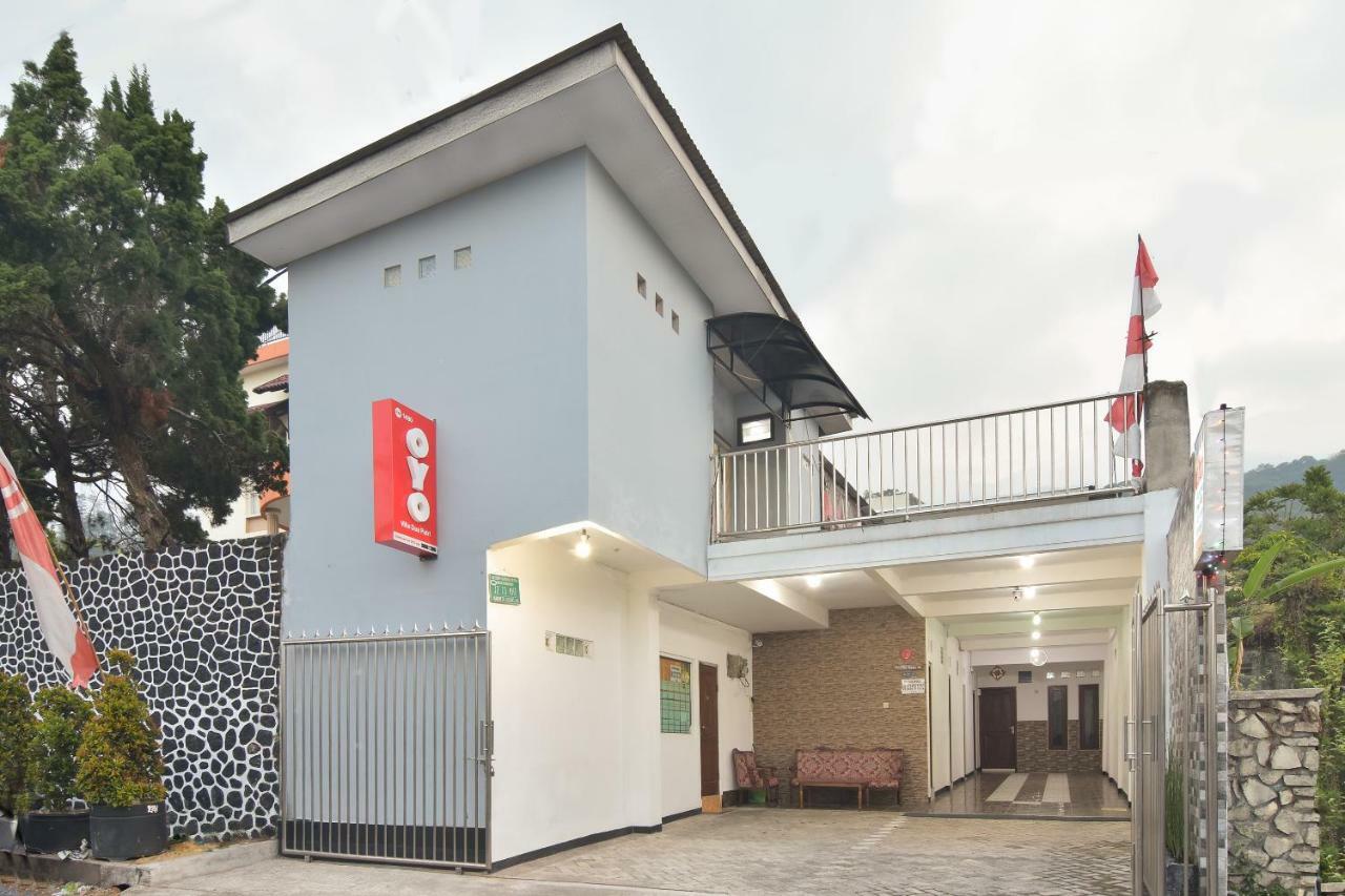 Dua Putri Villa Pasuruan Ngoại thất bức ảnh