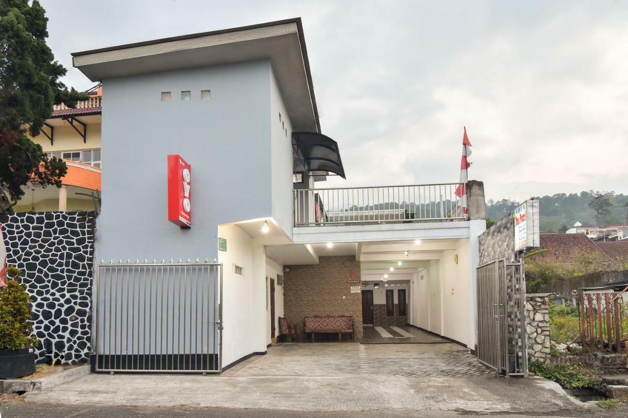 Dua Putri Villa Pasuruan Ngoại thất bức ảnh